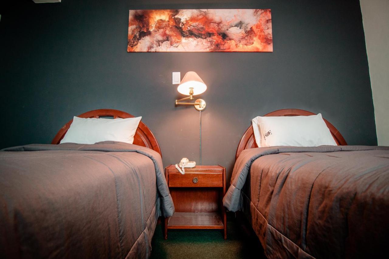 Saint Germain Hotel Trujillo Eksteriør billede